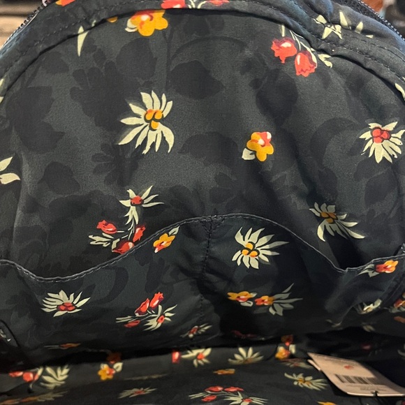 Floral Quilted Backpack - Picture 7 of 7